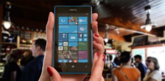 10 Ideas to clean your mobile phone at the home