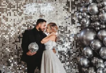Pop the Bubbly for This Classic Black and White Winter Wedding