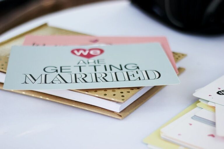 How to Personalize Your Wedding Invitations – 2023 Guide 